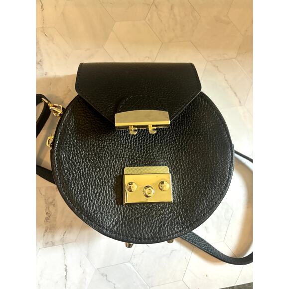 Persaman Aline Round Cross Body - Picture 8 of 9